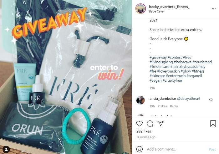 12 Holiday Instagram Giveaway Ideas & Examples